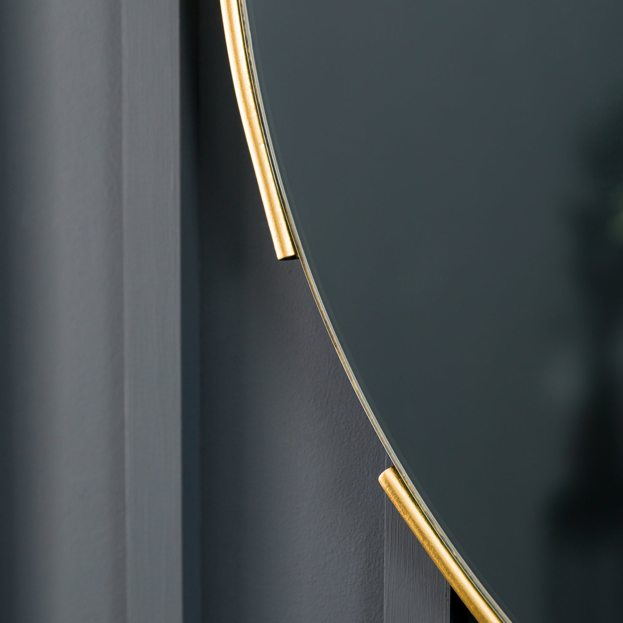 Amos Tubular notched aged gold round mirror