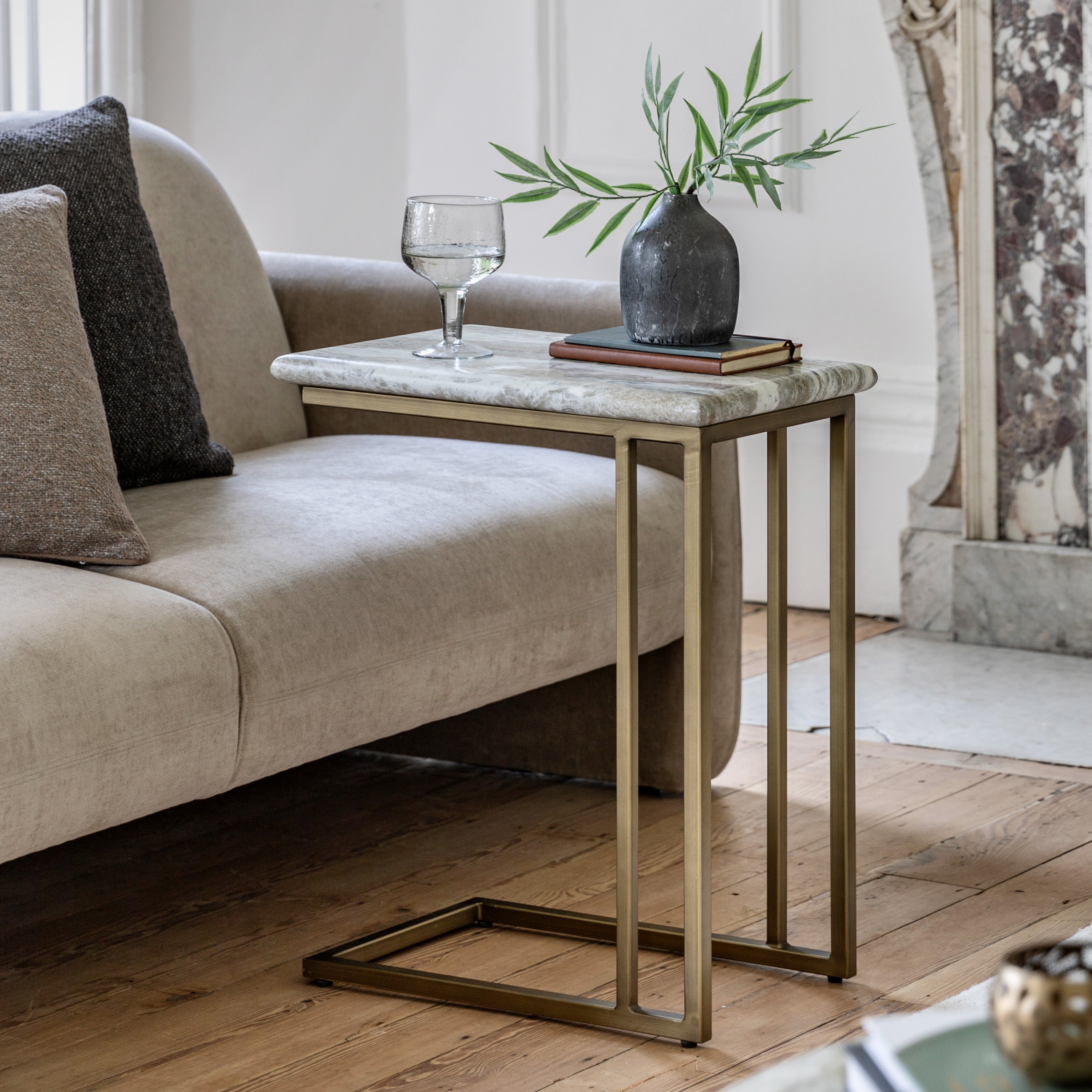 Amos Lusso Supper Table