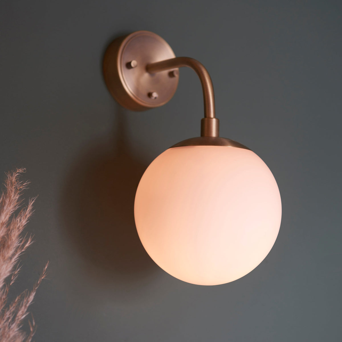 Amos Penthouse Wall Light Antique Brass