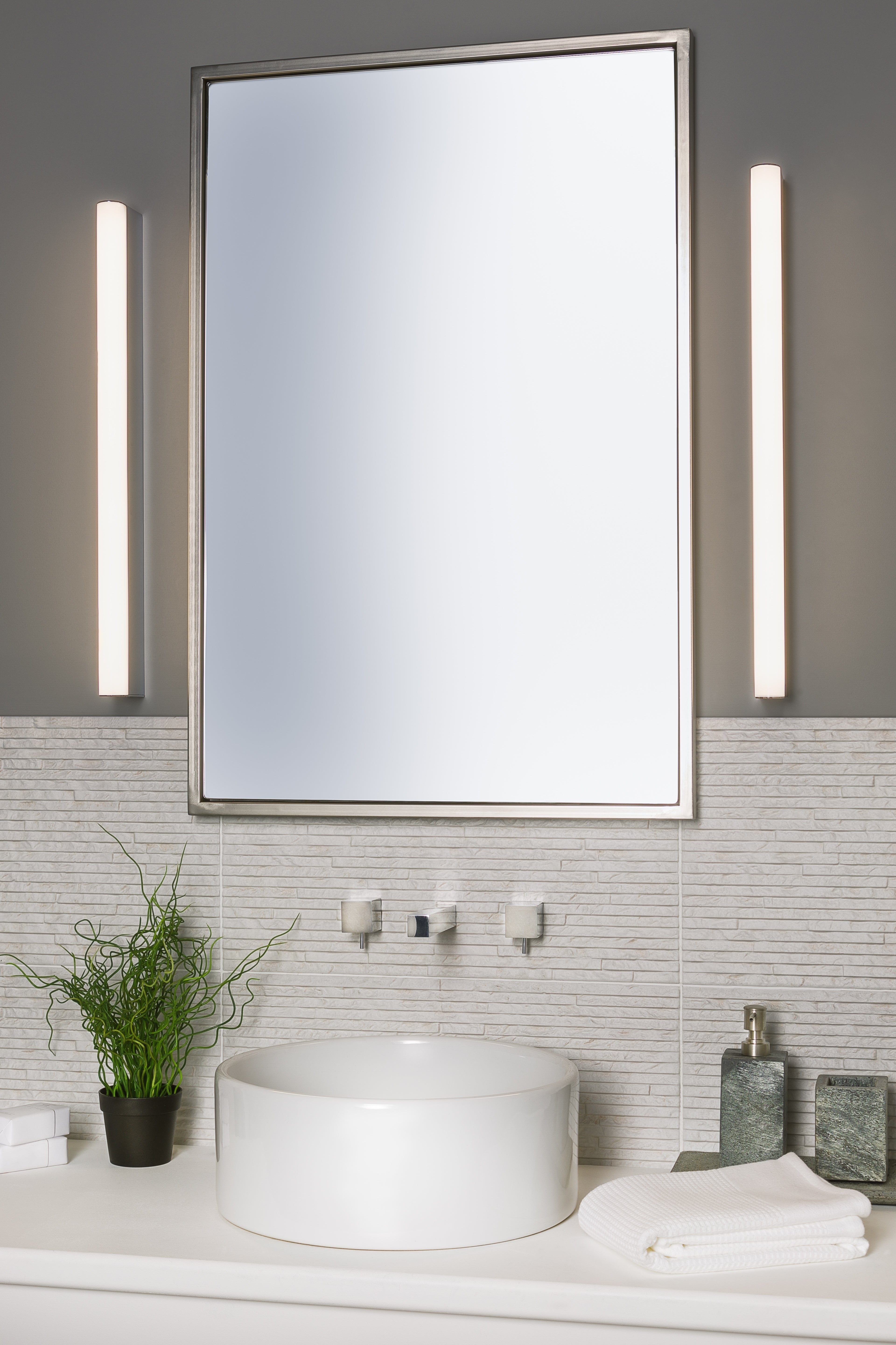 Astro Artemis 600 LED Polished Chrome Bathroom Wall Light